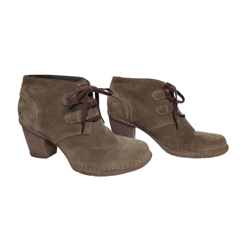Clarks Artisan Carleta Khaki Suede Neutral Chunky Ankle Boots